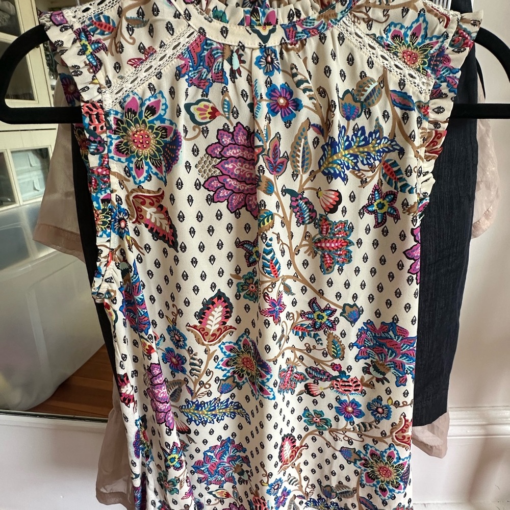 Pretty LOFT Ruffled Blouse